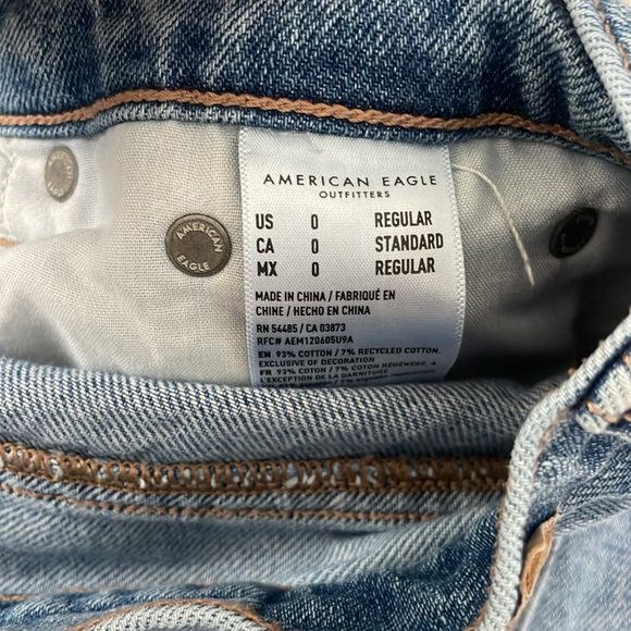 American Eagle Straight Leg jeans - Picture 3 of 3